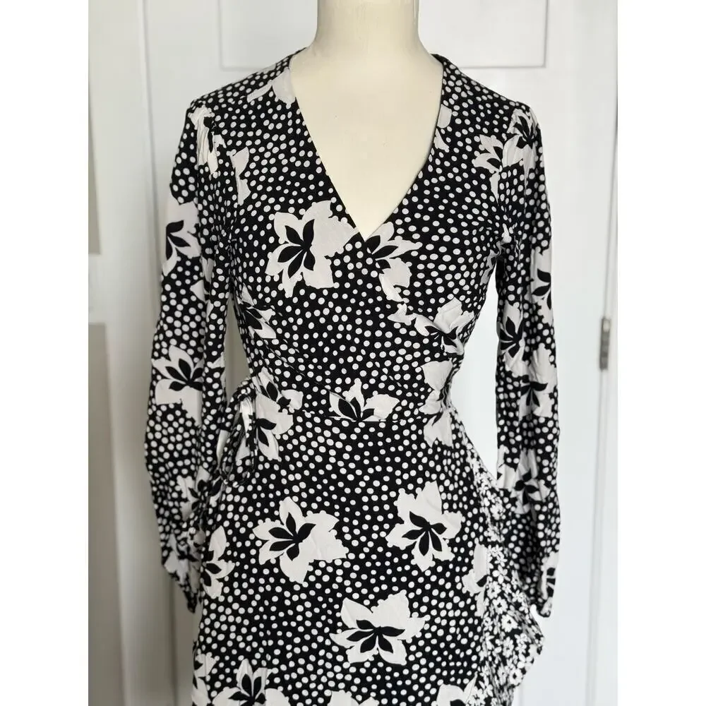 Anthropologie Porridge Amity Wrap Dress Size XS Black and White Floral